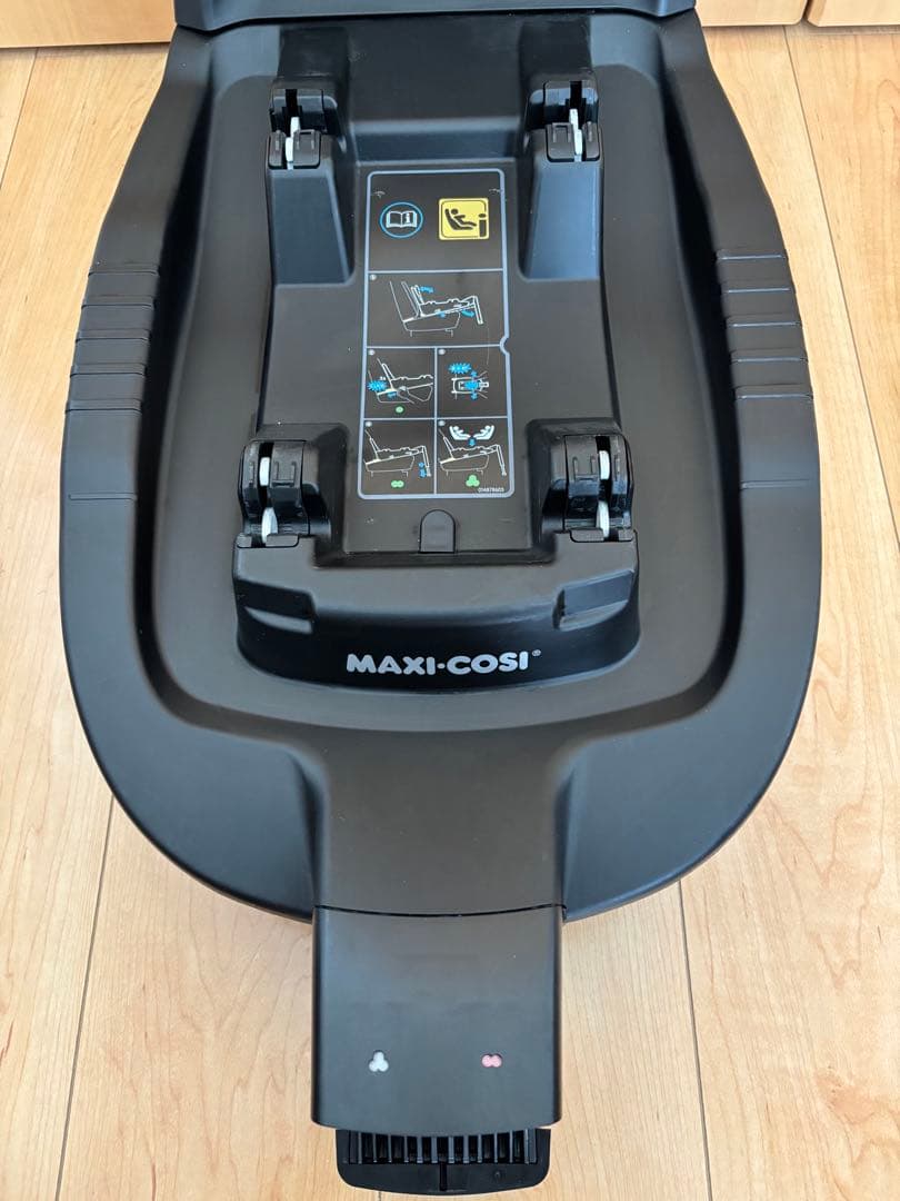 チャイルドシート MAXI-COSI FamilyFix2 ISOFIX