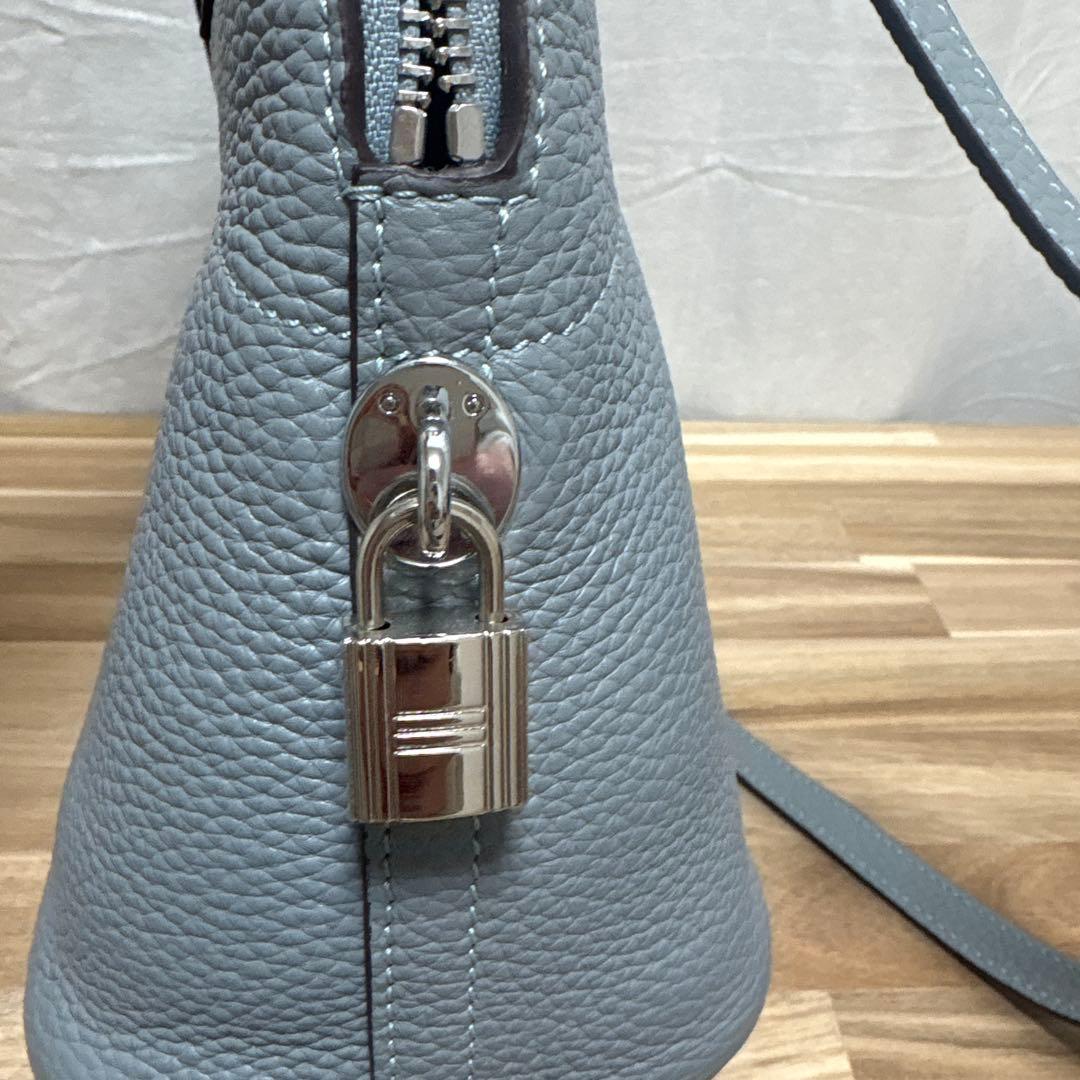 美品　楽天4U 廃盤品　本革　ブガッティハンドバッグ 2way 31サイズ