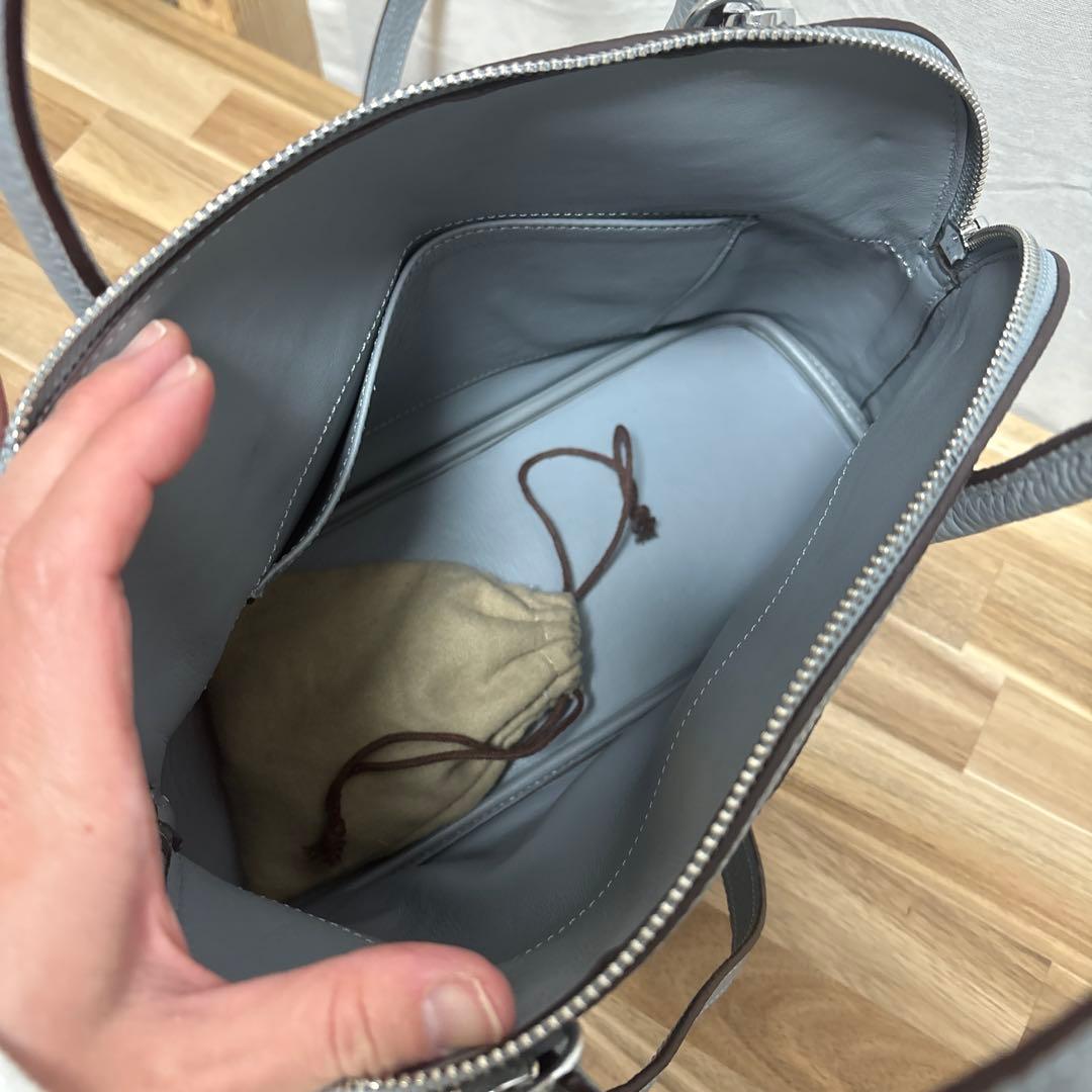 美品　楽天4U 廃盤品　本革　ブガッティハンドバッグ 2way 31サイズ