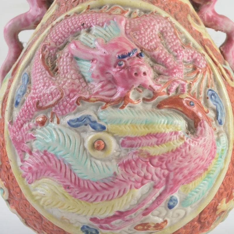 中国　大清乾隆年製款　粉彩　雲龍鳳凰文瓶　V　9566