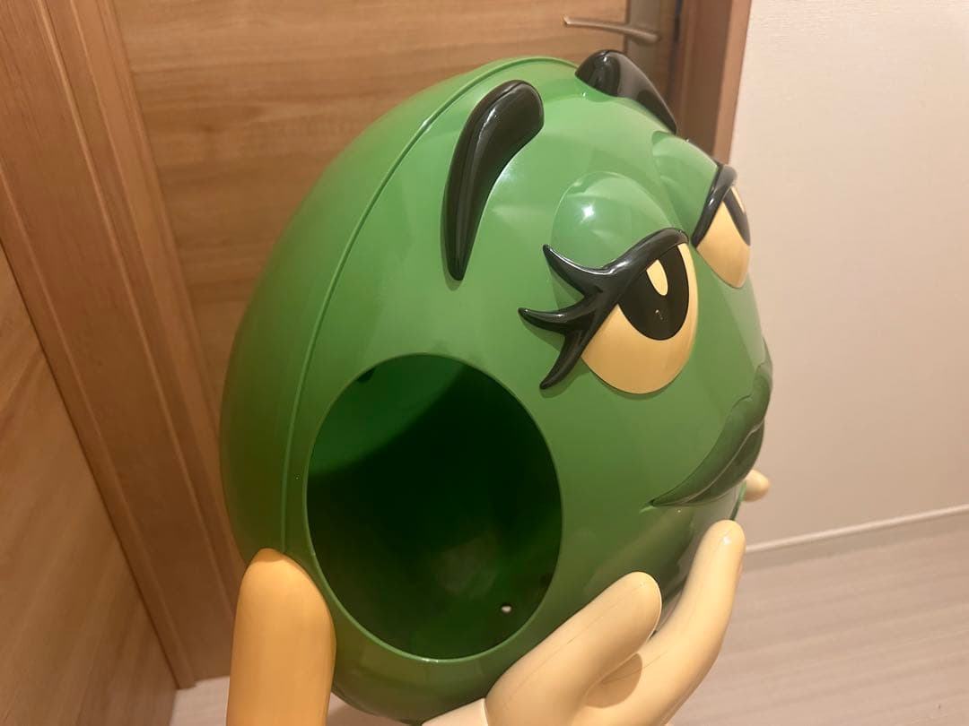 m&m's　エムアンドエムズ M&Ms グリーン 　ストア　ディスプレー