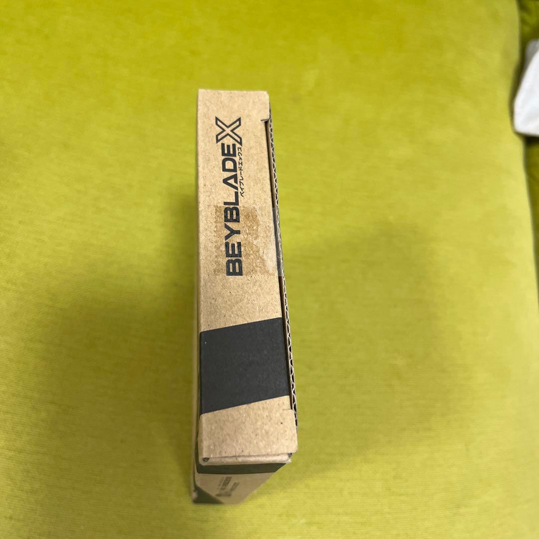 ベイブレードX CX00 ワルキューレボルトS4-70V メタルコート　ゴールド