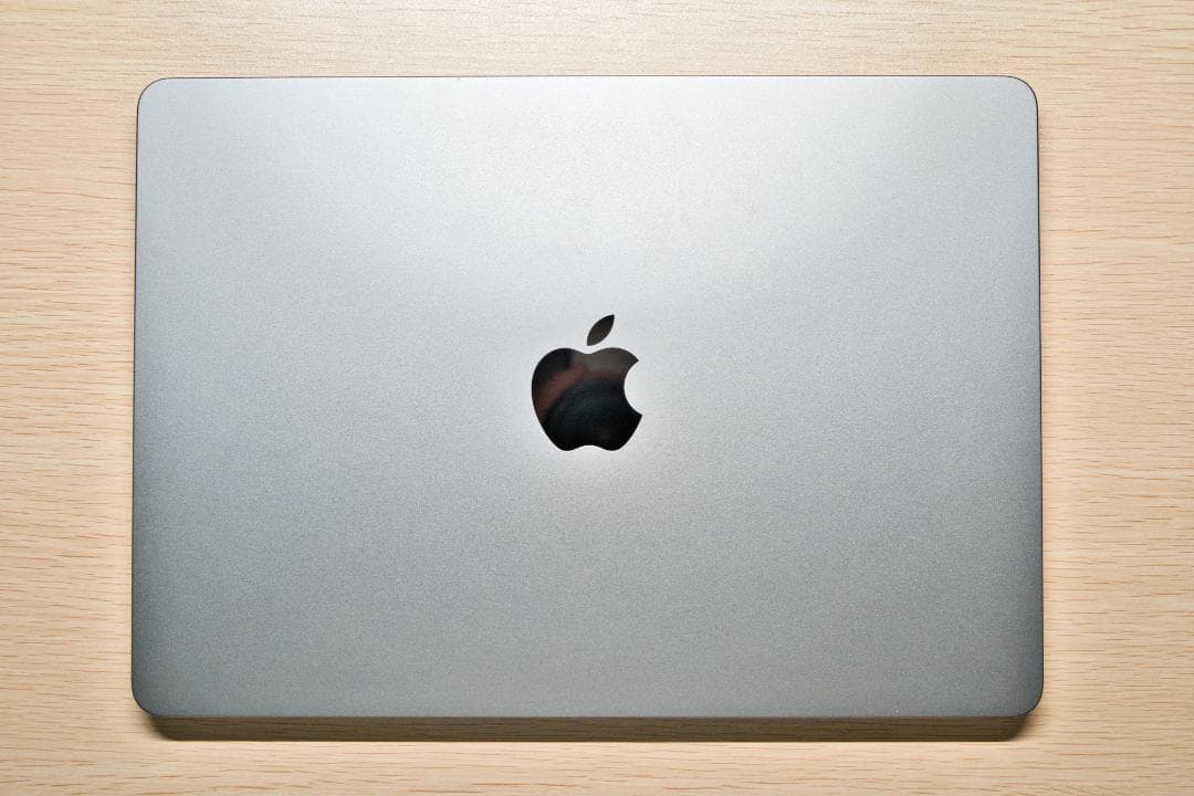 【極美品】M2 MacBook Air 24GB 1TB