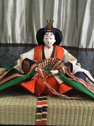 【昭和の雛人形】 伝統的日本の雛祭り　御代理様　お雛様