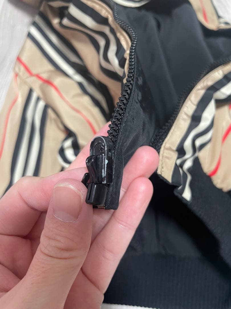 Burberry 　バーバリー　ナイロンジャケット　リバーシブル　90