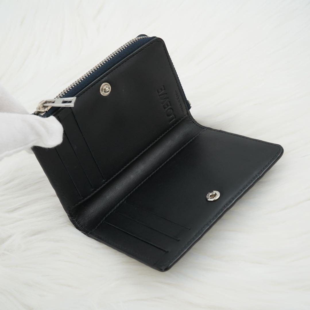 極美品　LOEWE ロエベ　折り財布　レザー　リピートアナグラム　ネイビー　新型