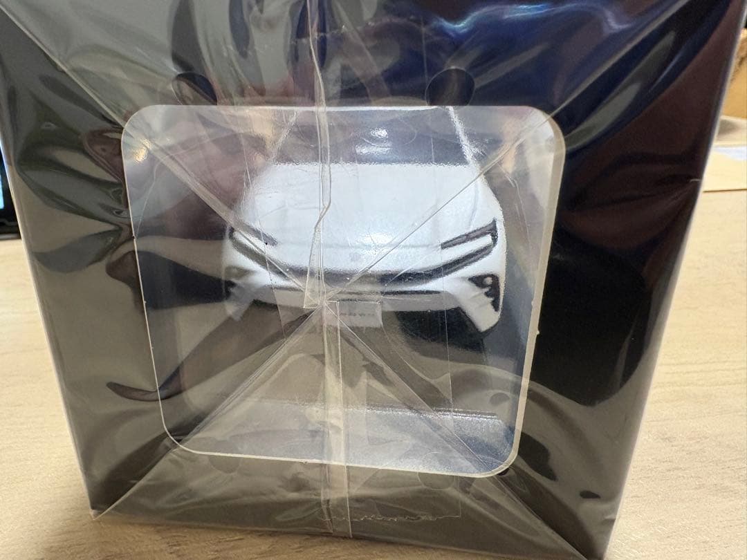 クラウンスポーツ　ホワイト　カラーサンプル