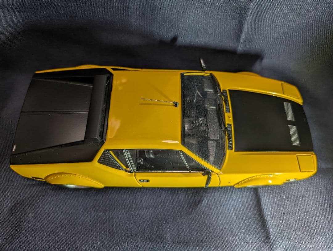 京商 1/18ミニカーデ・トマソ　パンテーラGTS