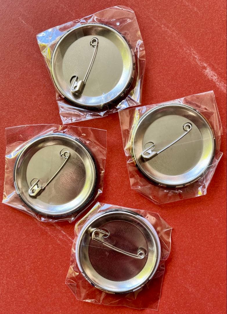 【進撃の巨人】缶バッジコレクションPart1&2〈エレン〉　※シークレットあり