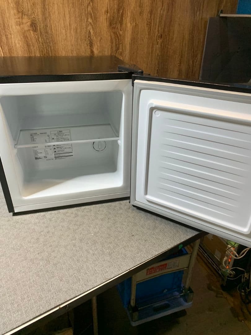 J307\" maxzen 1ドア冷凍庫 JF032ML01GM ブラック