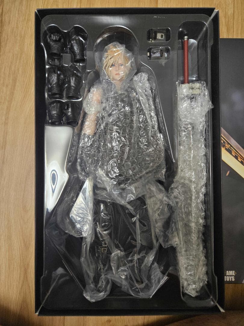 GAMETOYS クラウド &フェンリル　1/6スケール　GT-006C DX版