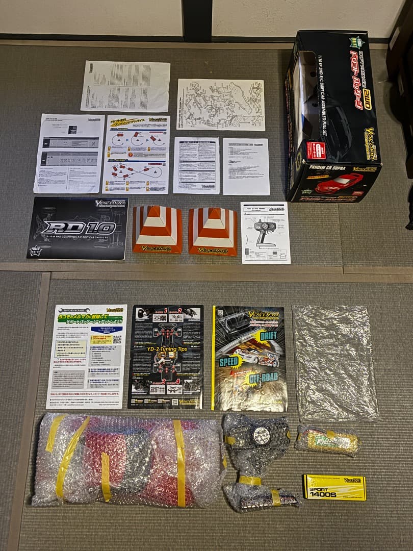 【説明欄必読】ヨコモ トヨタGRスープラ 1/10RCカー バッテリー2本つき