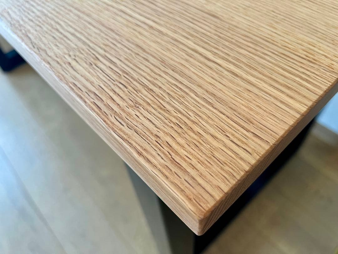 マスターウォール　ワイルドウッドダイニングテーブル　書斎用