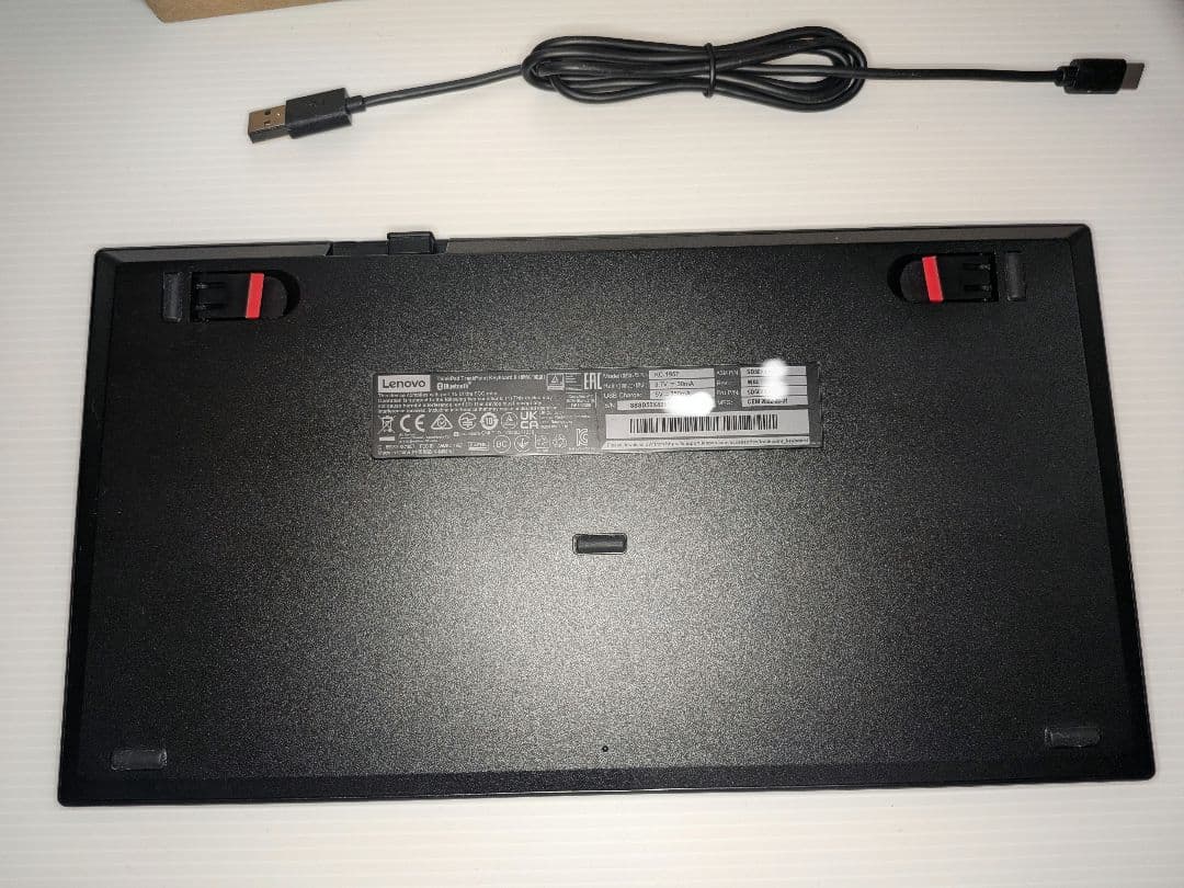 [Lenovo] 美品 ThinkPadトラックポイント キーボードII 日本語