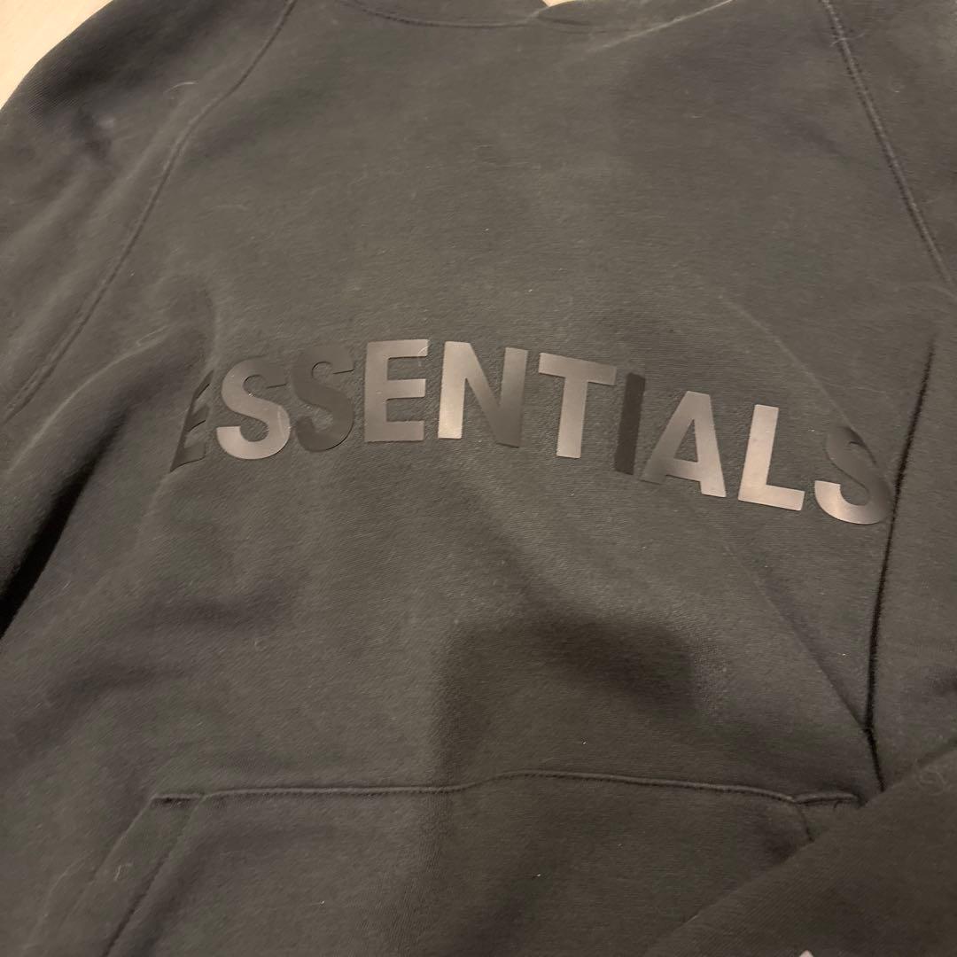 ESSENTIALS ブラック フード付きパーカー サイズM