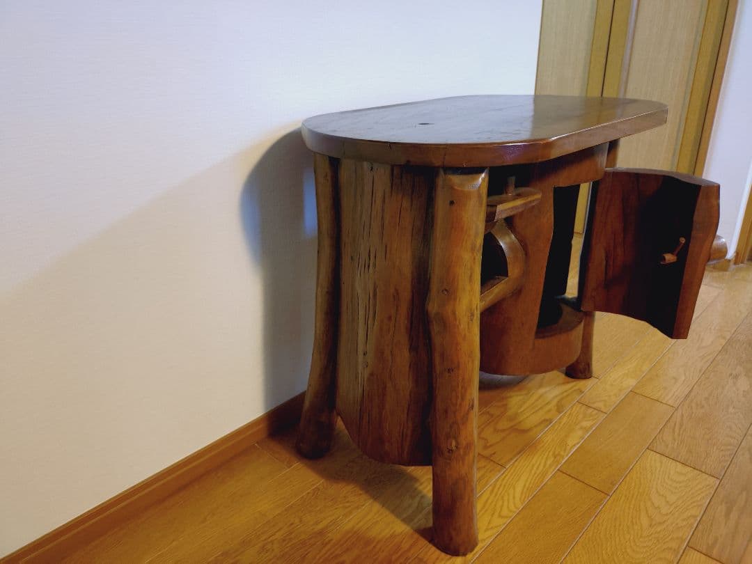 天然木 無垢の置き台、花台、プリンター台として最適。