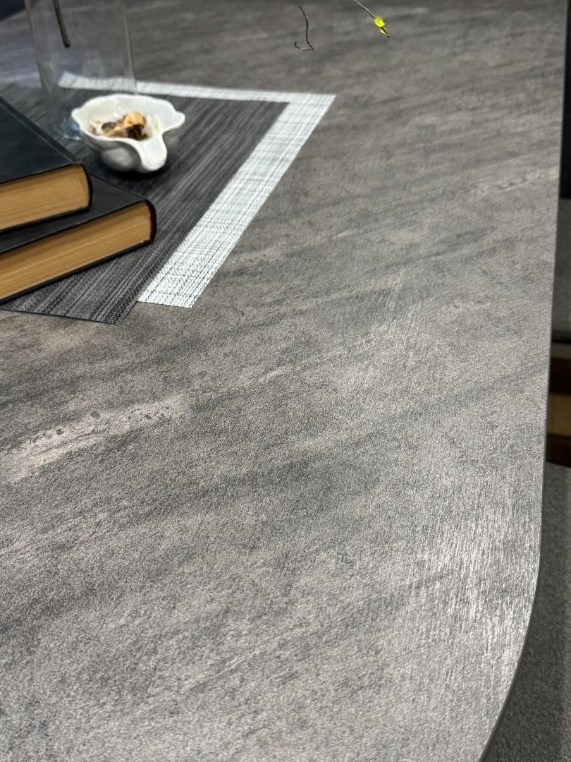 モデル展示 未使用品 半円状ダイニングテーブル1600 ストーン柄 CHERRY