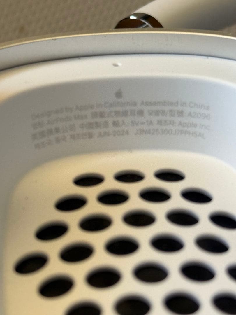 AirPods Max シルバー 本体 使用期間2ヶ月ほど