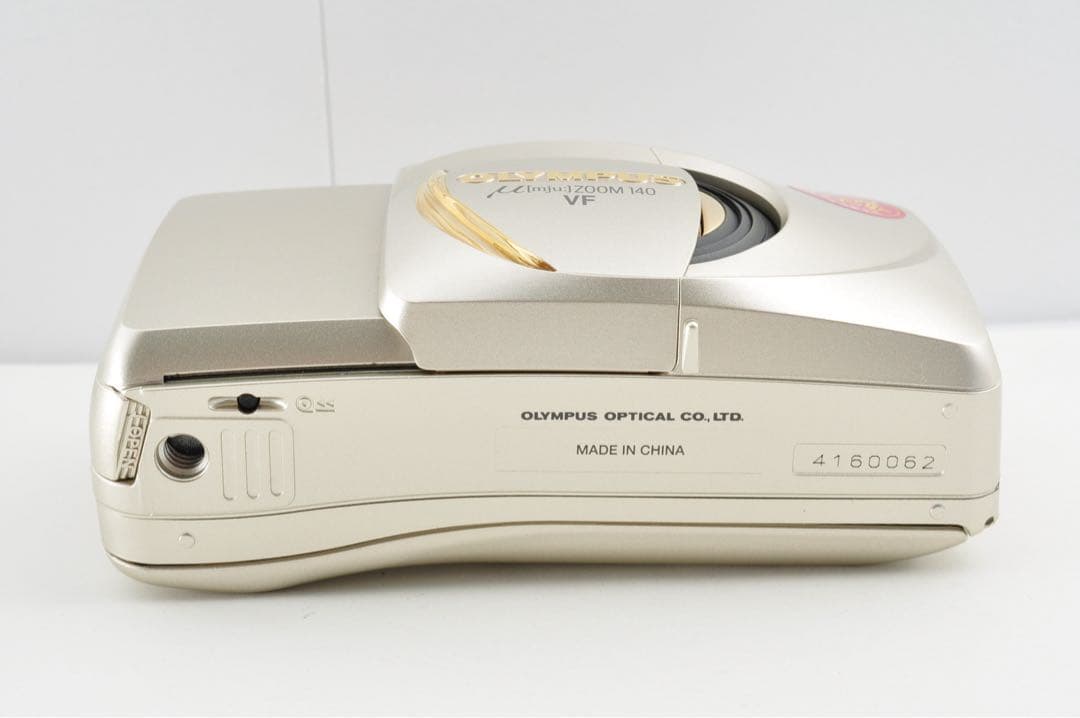 美品　OLYMPUS μ ZOOM 140 VF ミュー フィルムカメラ