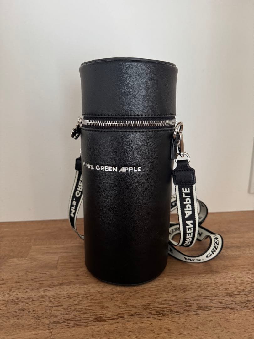 Mrs. GREEN APPLE ブラック　ライトスティックバッグ