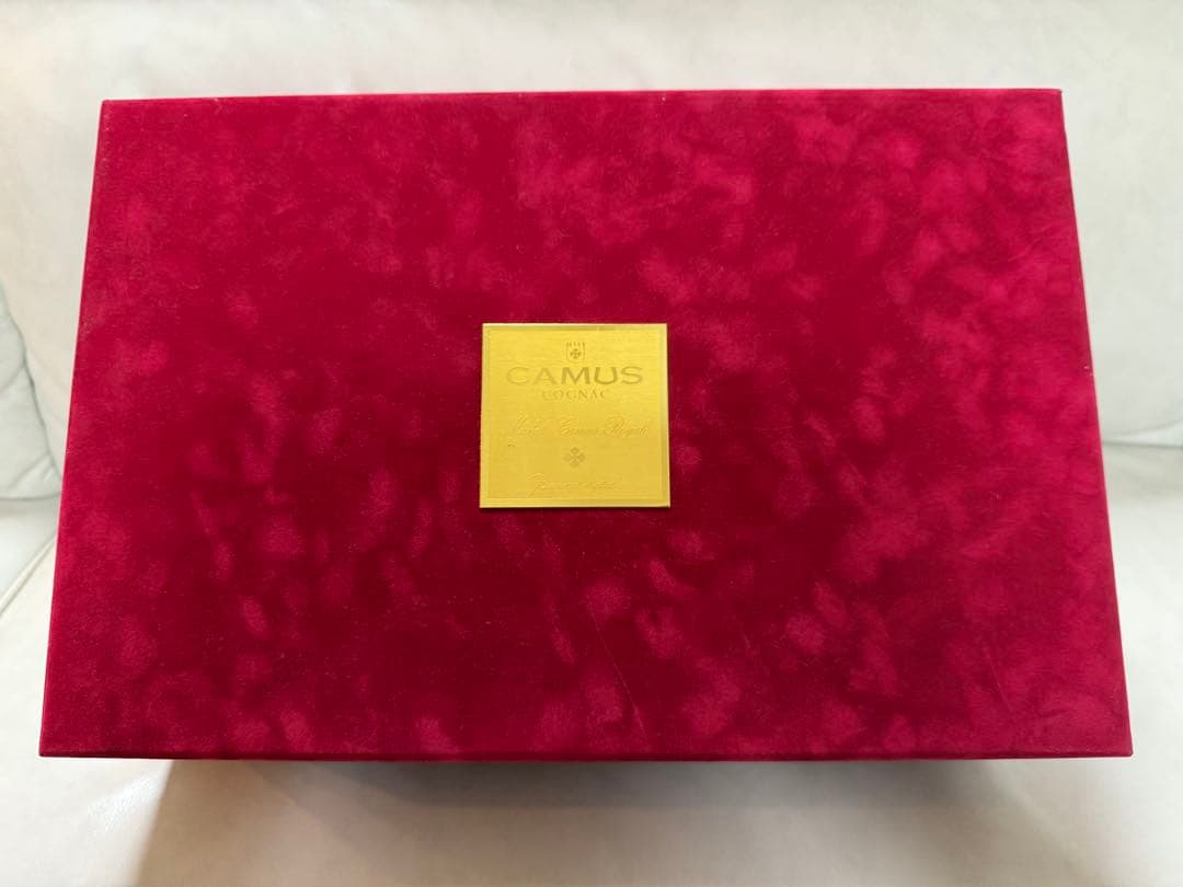 CAMUS カミュ　ミシェルロイヤル　バカラ　空瓶