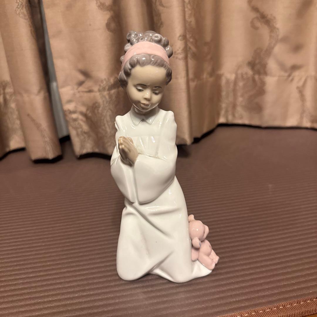 【リヤドロ】【お値段交渉可】就寝時の祈り