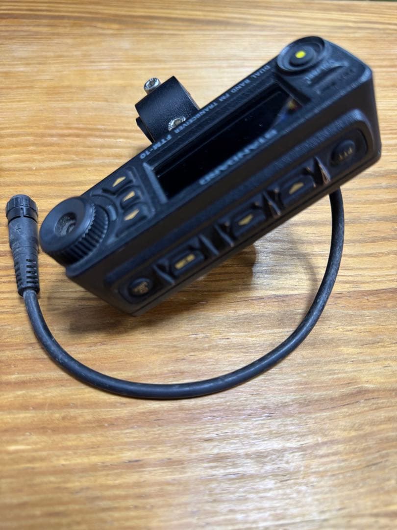 オートバイ用アマチュア無線機　FTM-10S Bluetoothユニット付き