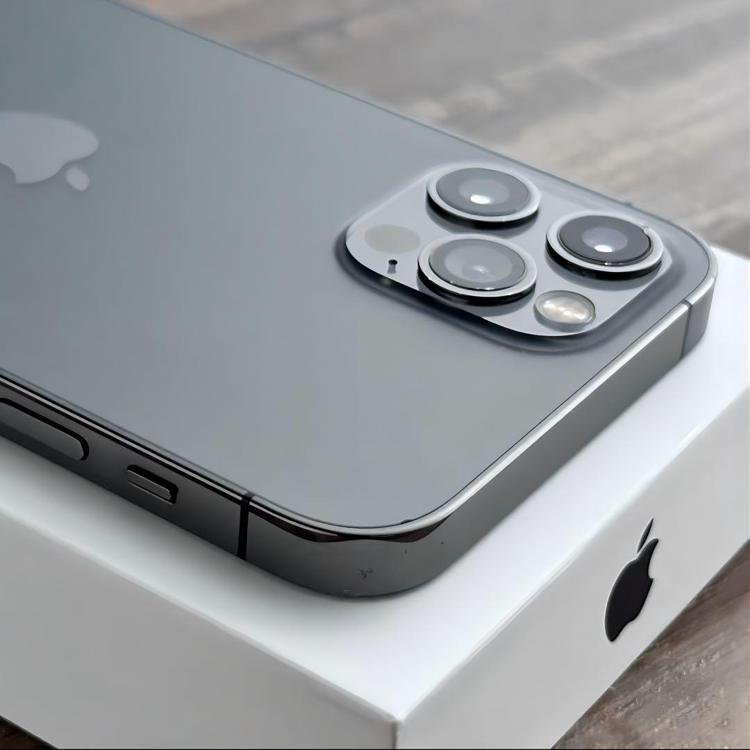 【格安】iPhone12Pro Graphite 128GB SIMフリー 本体