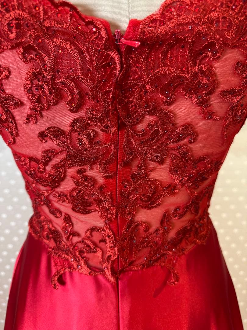 レース装飾 赤 ロングドレス