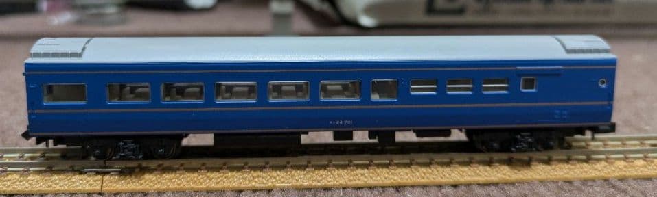 KATO 24系25型金帯 7両