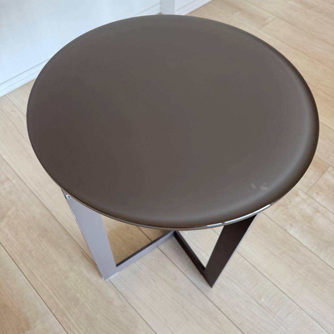 Molteni&C DOMINO グレー ガラストップ サイド テーブル