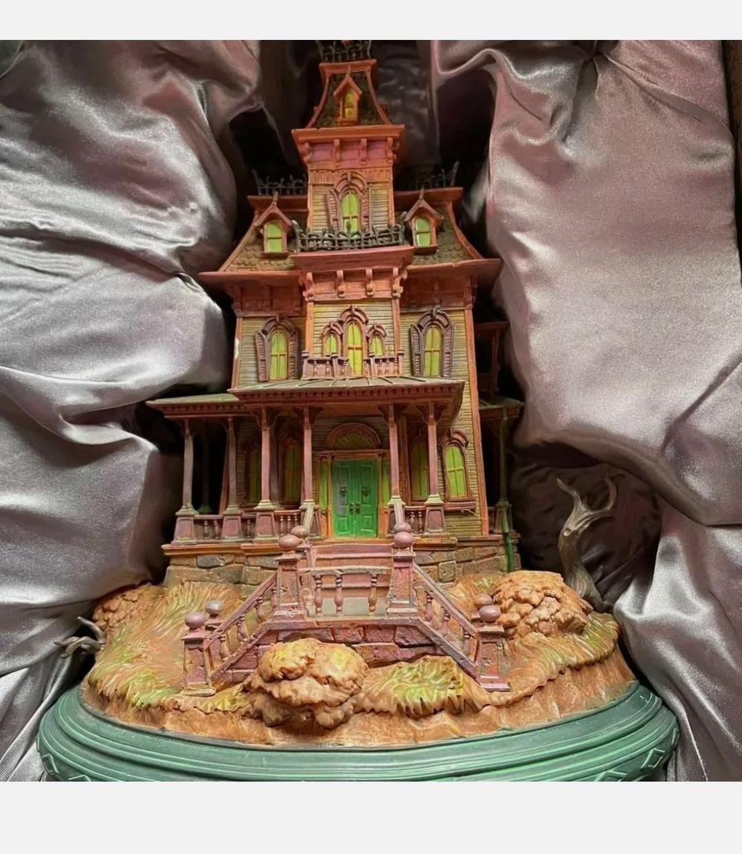 ディズニーランドパリ ファントムマナー フィギュア