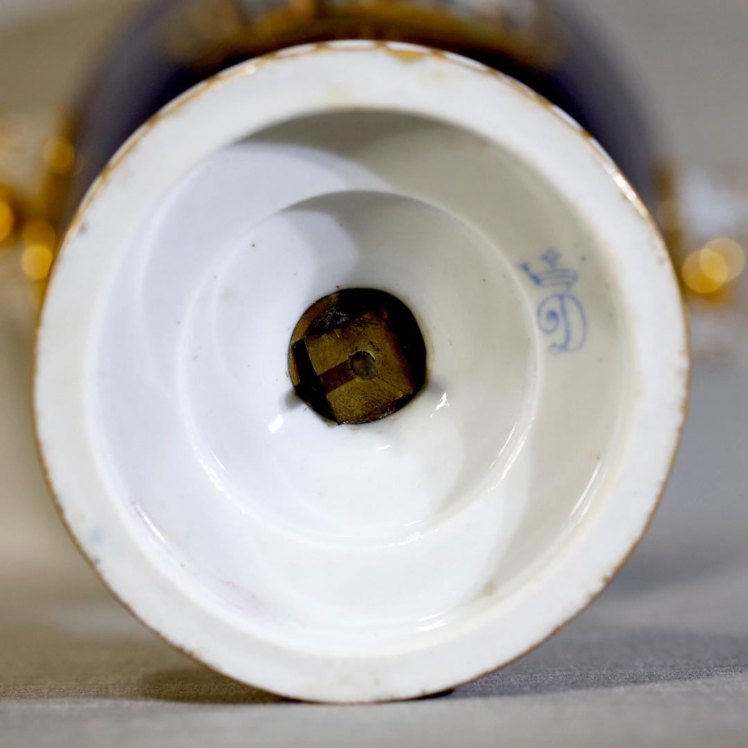 【送料込み】ドレスデン 帆船 壺 蓋付き 飾り壺 コバルト 金彩 ①