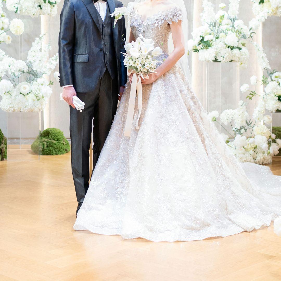 【さき】半額以下【韓国ドレス】ビジューウェディングドレス　結婚式　前撮り