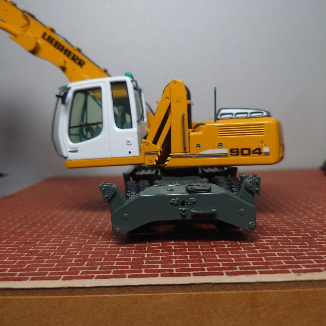 LIEBHERR ホイール式油圧ショベル A904(1/50)リープヘル NZG