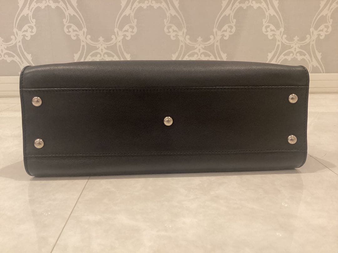 FENDI ピーカブー レギュラー ブラック　ショルダーバッグ