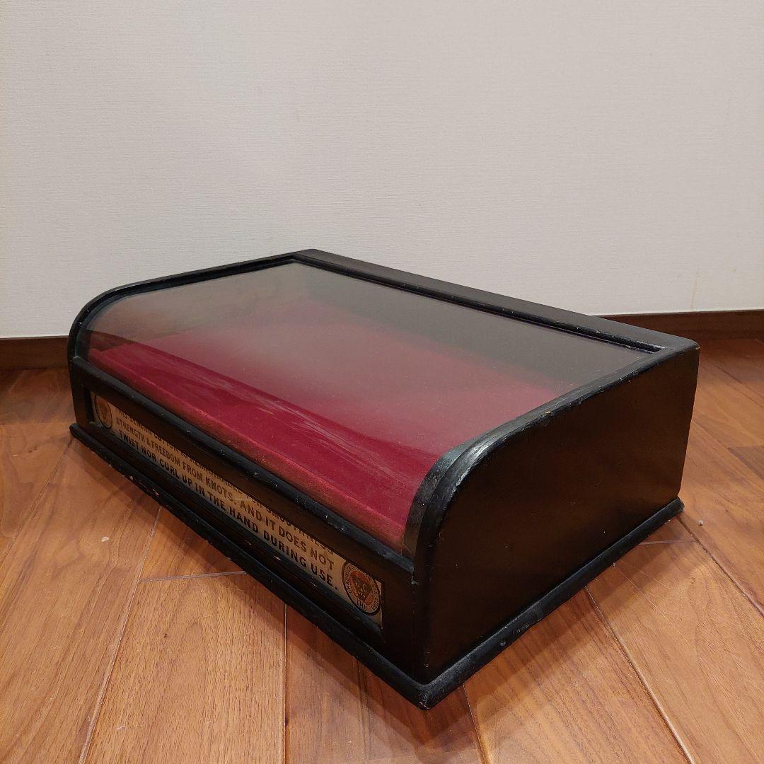 イギリスアンティークディスプレイケース 黒 赤 収納付き