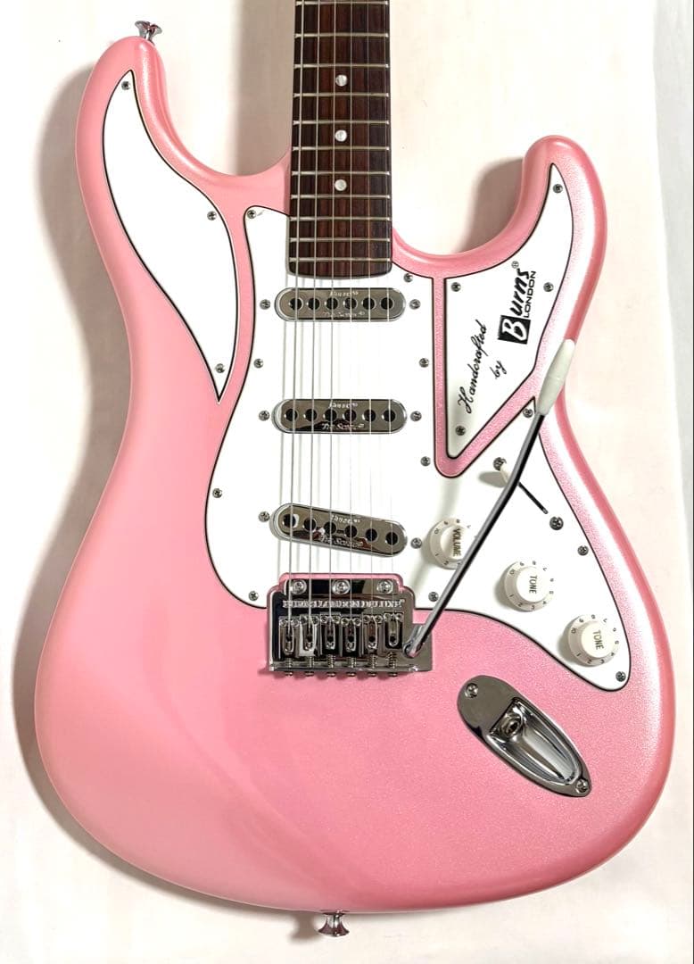 【美品、新品弦張替済】Burns LONDON エレキギター COBRA DX