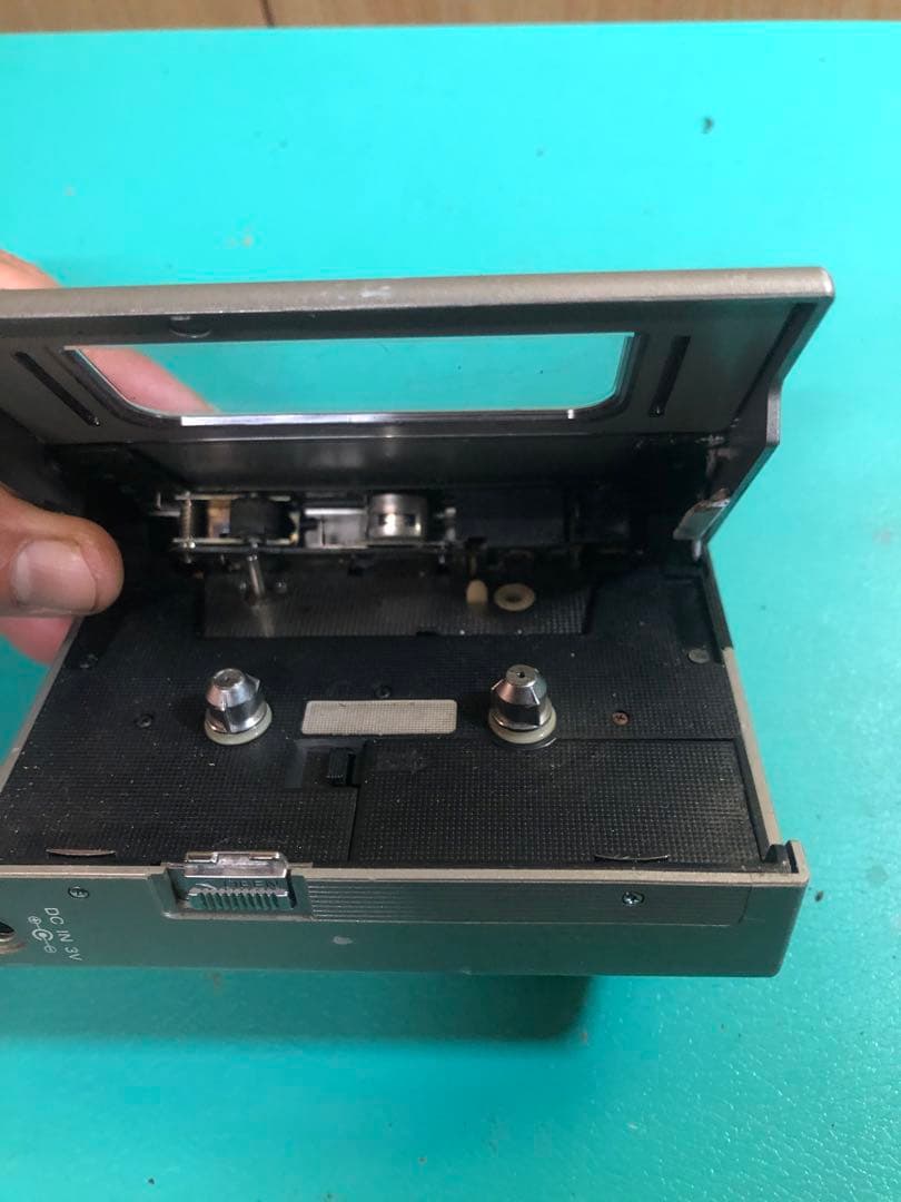 ゆ*課様 SONY ソニー WALKMAN カセットウォークマン WM-2