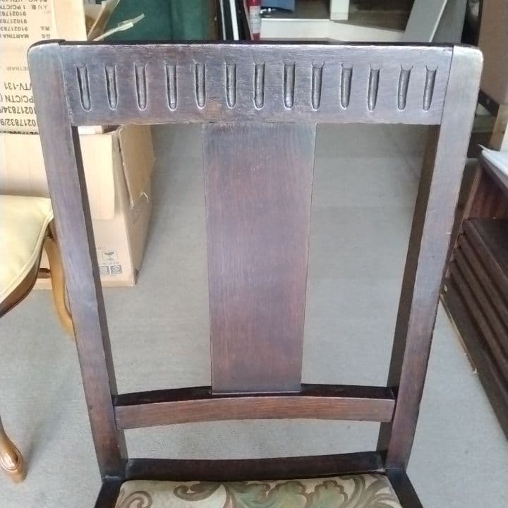 木製 英国スタイル 椅子 　イギリス式　イングランド式　花柄クッション付き