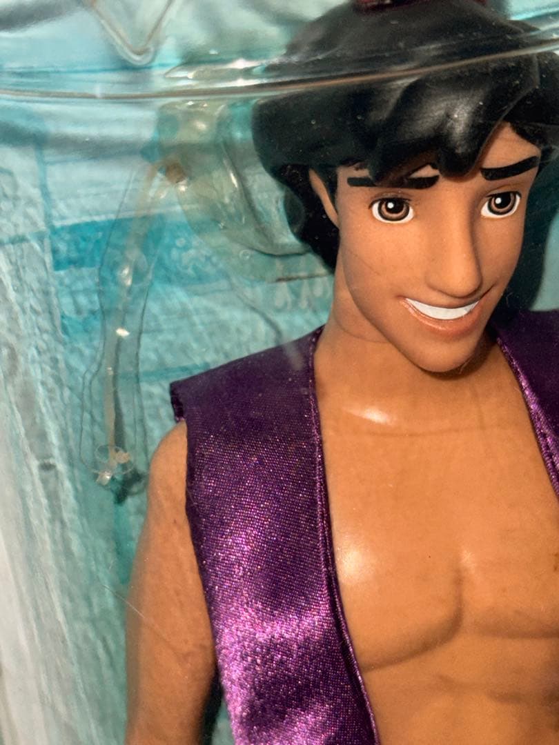 ディズニー アラジン フィギュア 未開封