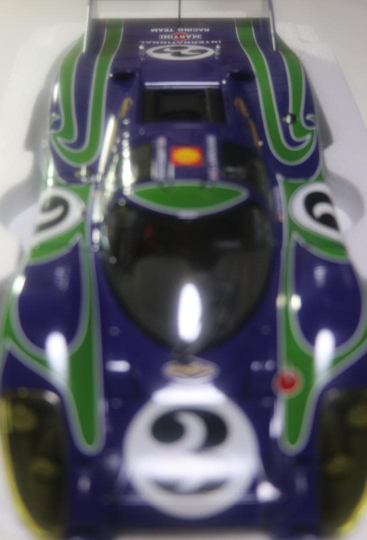 AUTOart 製 ポルシェ９１７ロングテール　１９７１ 1/18 　中古品