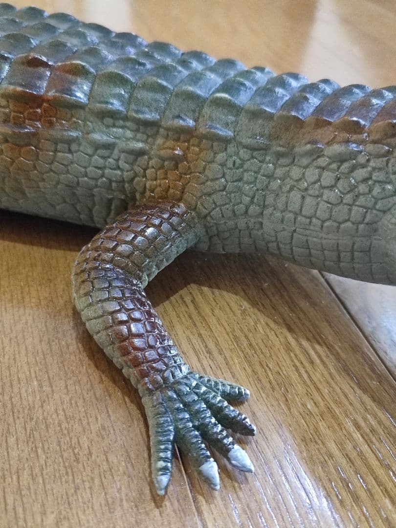 リアル！ワニフィギュア　アリゲーター　わに　クロコダイル　フィギュア　置物