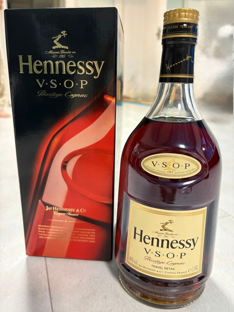 【未使用】Hennessy V.S.O.P ブランデー 700ml 箱入り