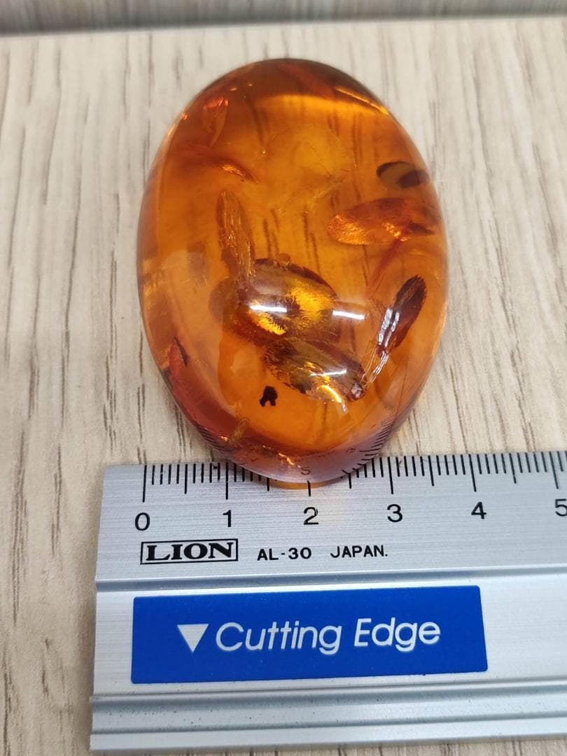 TSUTSUMI 天然琥珀 ブローチ 18金