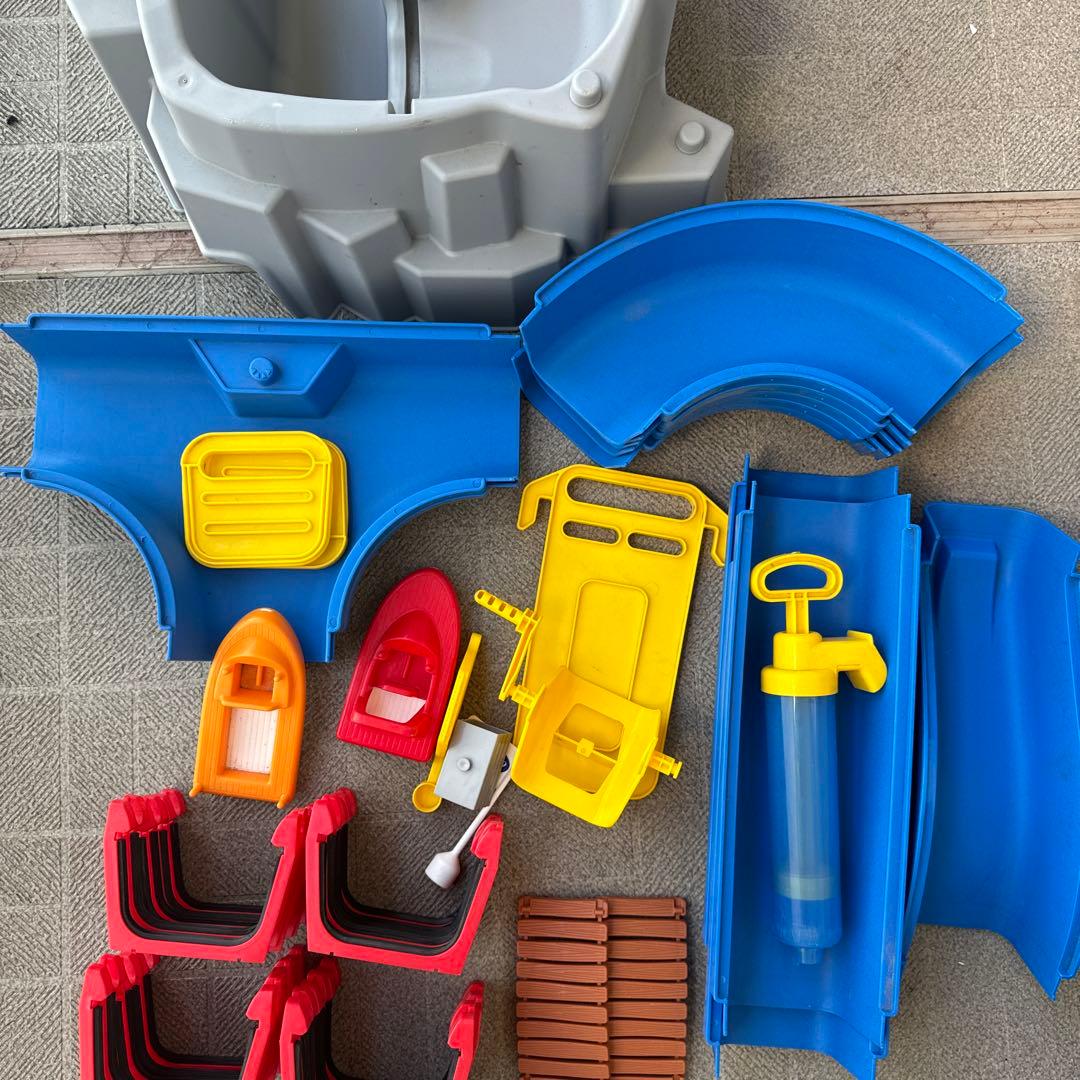 値下げ　アクアプレイ　ボーネルンド