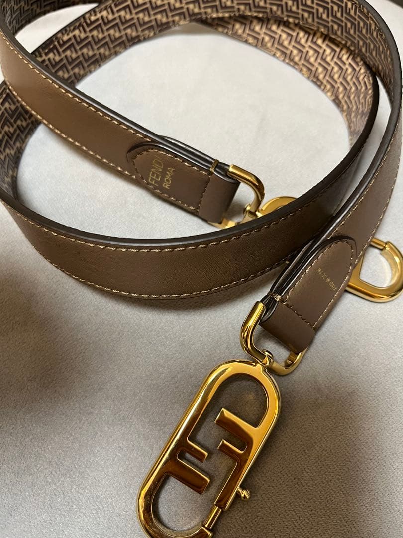 【FENDI】フェンディ　ストラップユー　ショルダーストラップ