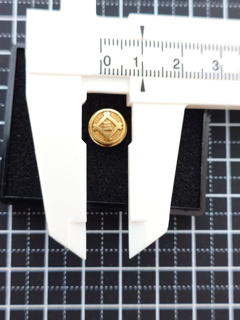 ♦丸に井桁に三♦超希少♦三井グループ♦社章 ⭐️商売の祖 三井越後屋で有名企業