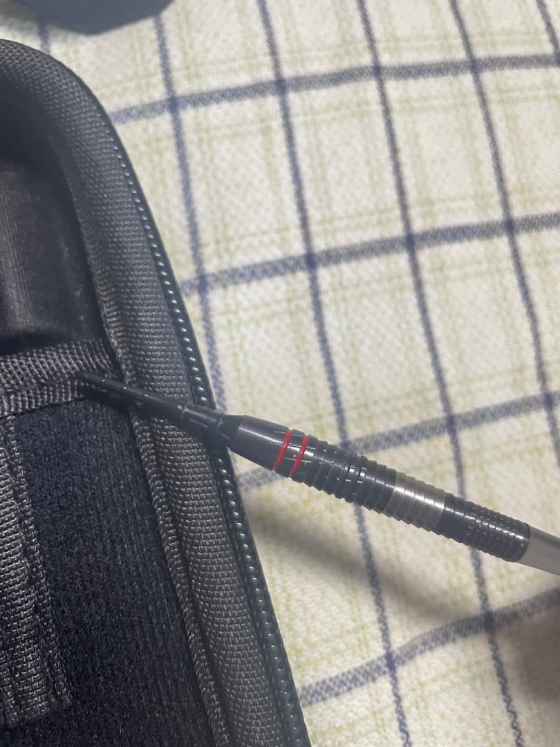 【美品】期間限定価格‼︎ダーツ2本セット　ケース,チップなど有り