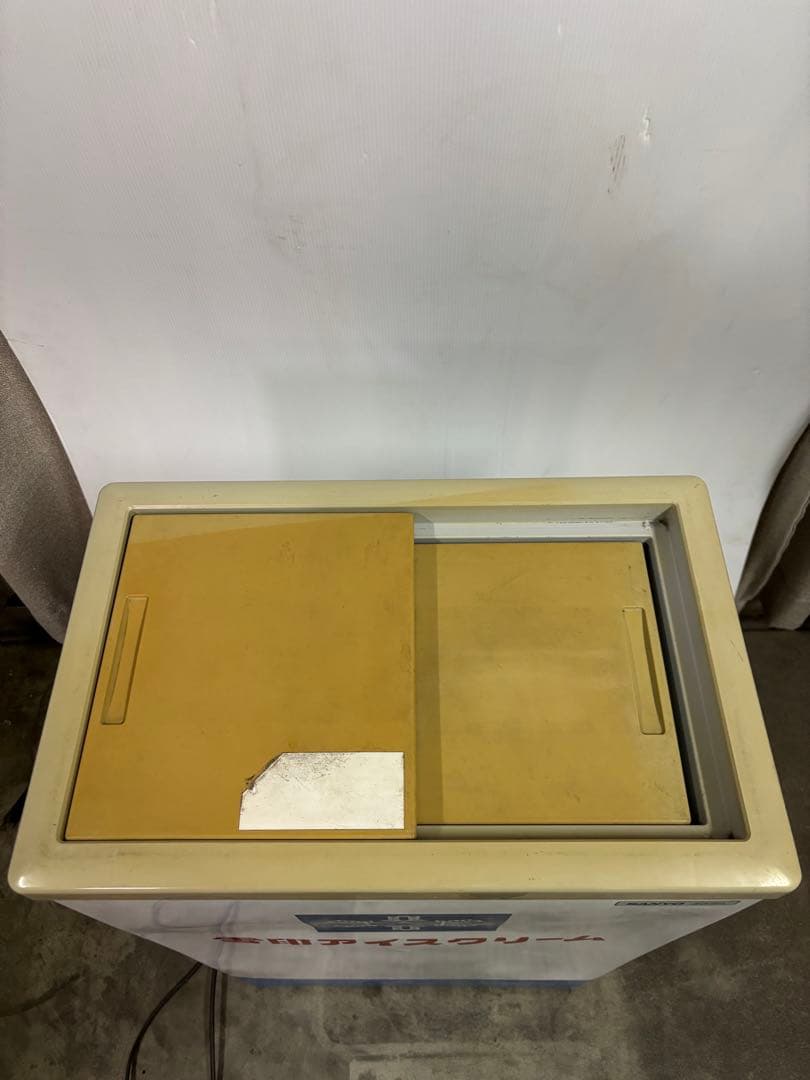 【‼️シャミ‼️】小型冷凍ストッカー　SCR-42G 業務用サンヨー